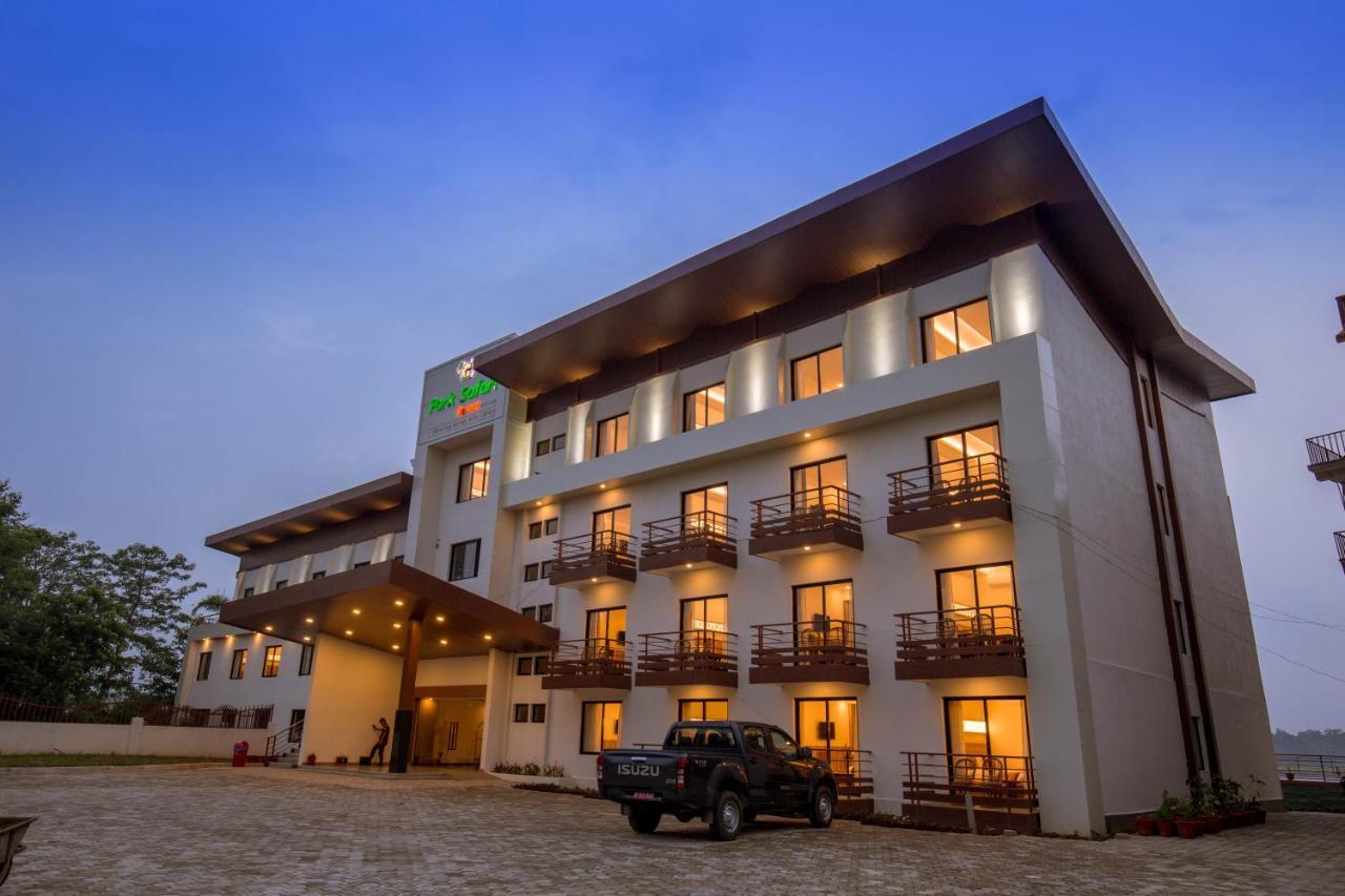 พาร์ค ซาฟารี รีสอร์ต Hotel โซราฮา ภายนอก รูปภาพ