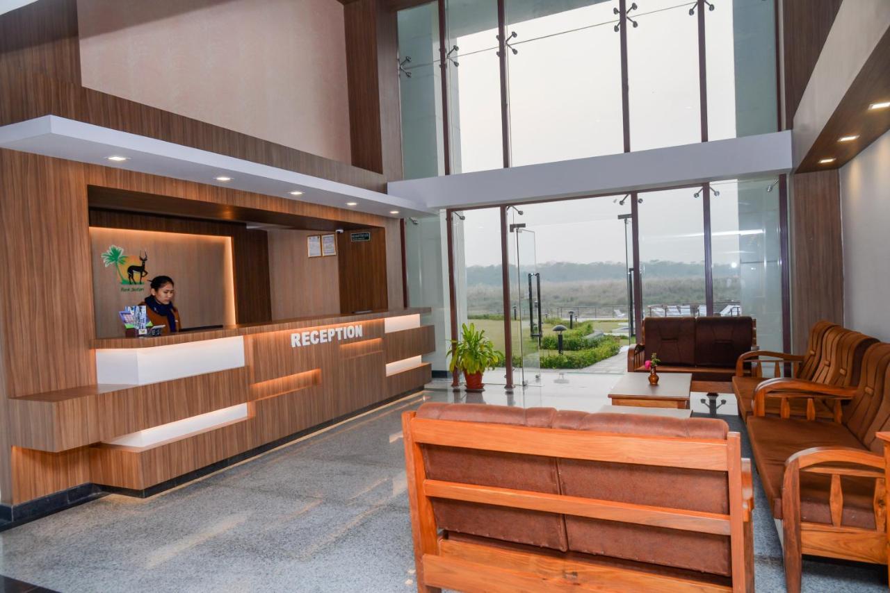พาร์ค ซาฟารี รีสอร์ต Hotel โซราฮา ภายนอก รูปภาพ