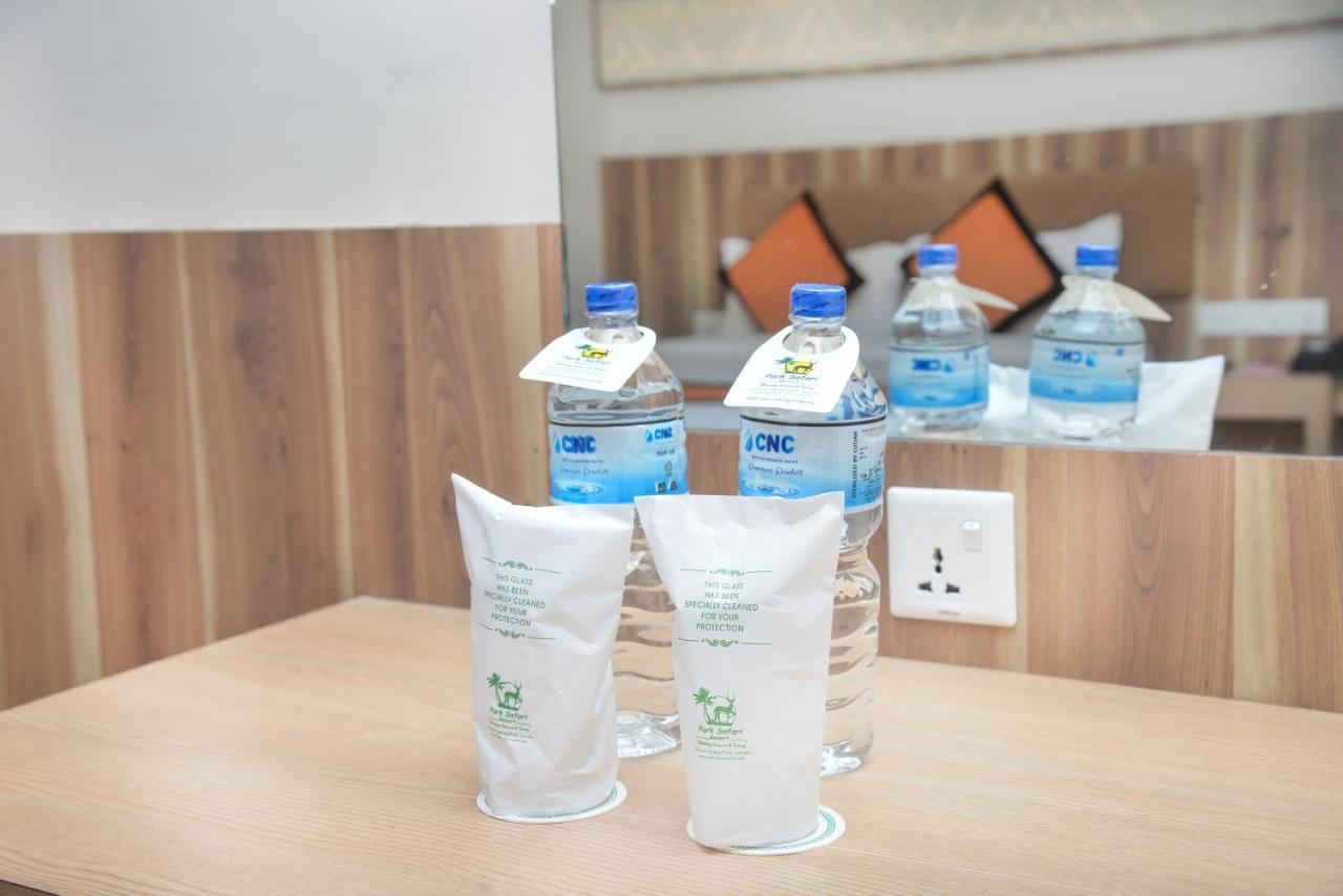 พาร์ค ซาฟารี รีสอร์ต Hotel โซราฮา ภายนอก รูปภาพ