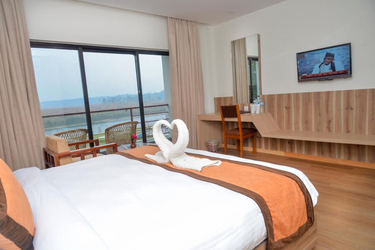 พาร์ค ซาฟารี รีสอร์ต Hotel โซราฮา ภายนอก รูปภาพ